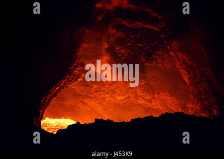 Tempo di Notte Vista del Vulcano Masaya/volcan in Nicaragua Foto Stock