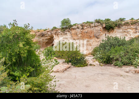 Vista sul paesaggio biblico Beit Guvrin Maresha. Inoltre Maresha Marissa è la famosa località turistica e sito archeologico in Israele Foto Stock