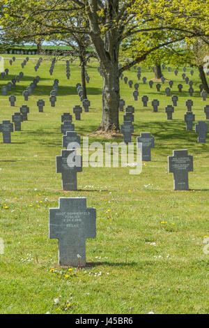 Rancourt cimitero militare tedesco sul Campo di Battaglia di Somme nel nord della Francia Foto Stock