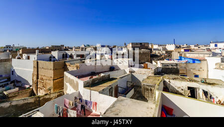 Vista sui tetti della città di Essaouira in Marocco Foto Stock