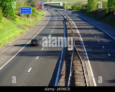 M9 autostrada dal cavalcavia Foto Stock