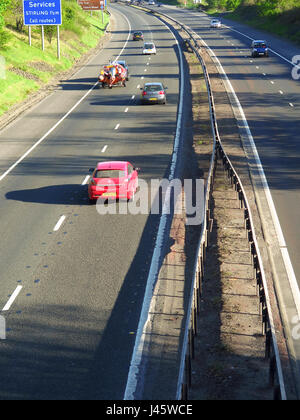 M9 autostrada dal cavalcavia Foto Stock