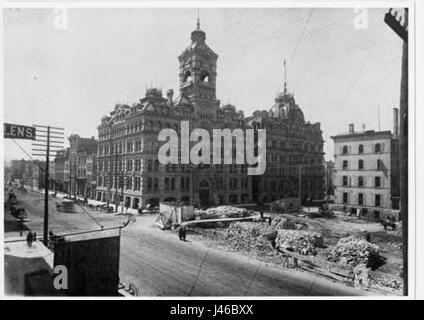 Le rovine di Newhall House si riferiscono ai resti di un hotel un tempo grande situato a Milwaukee, Wisconsin, distrutto da un incendio nel 1883. L'edificio fu una parte significativa della storia del cityâ e la sua distruzione segnò un tragico evento. Oggi, le rovine sono un importante sito storico a Milwaukee. Foto Stock