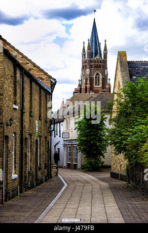 Il mulino a vento di riga e il Regno Chiesa Riformata, St Neots, Cambridgeshire, Inghilterra Foto Stock