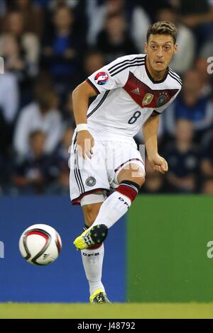 MESUT OZIL GERMANIA Arsenal FC GERMANIA & Arsenal FC HAMPDEN PARK GLASGOW Scozia 07 Settembre 2015 Foto Stock