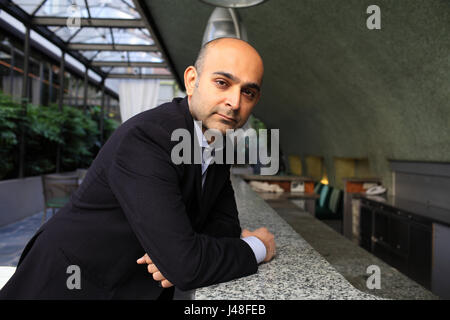 Ritratto di Mohsin Hamid 21/04/2017 ©Basso CANNARSA/Opale Foto Stock