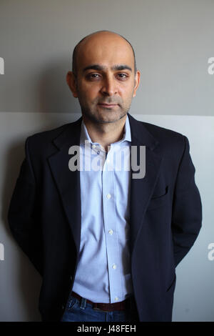 Ritratto di Mohsin Hamid 21/04/2017 ©Basso CANNARSA/Opale Foto Stock