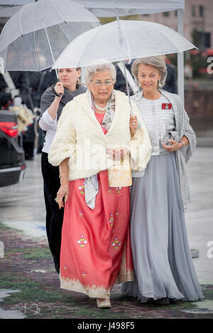 Oslo, Norvegia. Il 10 maggio, 2017. La principessa Astrid di Norvegia assiste l'ottantesimo compleanno banchetto di re Harald e la regina Sonja di Norvegia alla Opera House di Oslo, Norvegia, 10 maggio 2017. Foto: Patrick van Katwijk Paesi Bassi OUT/point de vue fuori - nessun filo SERVICE - foto: Patrick van Katwijk/Olandese Photo Press/dpa/Alamy Live News Foto Stock