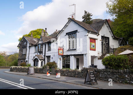 The Glen Hotel Rothay e Badger Bar nel villaggio di Rydal nel distretto del lago, Cumbria Inghilterra REGNO UNITO Foto Stock