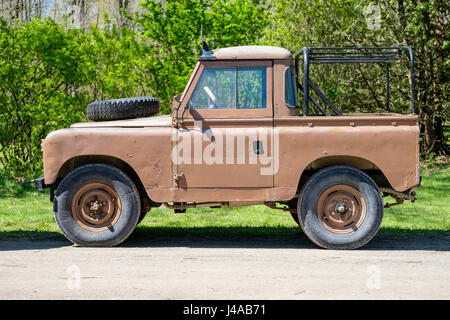 1963, il vecchio land rover serie iia, Serie 2a, serie 2, 88, pick-up, 4x4 veicolo fuoristrada, modificati, vista laterale, vista laterale, profilo degli anni sessanta Foto Stock