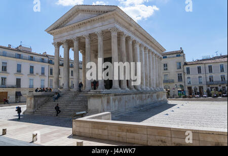 La città francese di Nimes Foto Stock