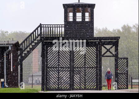 La morte di gate e il crematorio nella Germania nazista di concentramento KL Stutthof nel 72 anniversario della liberazione del campo di concentramento da parte dell'Armata Rossa mi Foto Stock