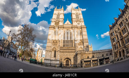 Fish Eye of Westminster Abbey a Londra, facciata nord Foto Stock