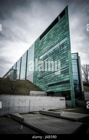 Kumu art museum nella capitale estone Tallinn Foto Stock