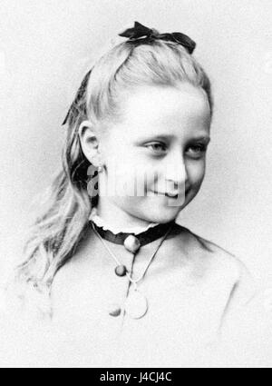 La Principessa Elisabetta di Hesse come una giovane ragazza 1871 Foto Stock