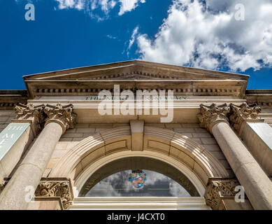 Il Mercer Galleria d'arte, Harrogate. Aperto nel 1991 in 200 anni di Harrogate Promenade Camere, uno di Harrogate il primo scopo costruiti edifici termali. Foto Stock