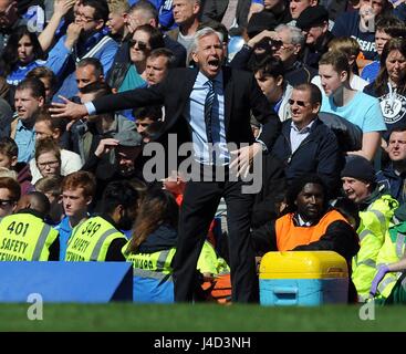 Il palazzo di cristallo MANAGER ALAN PA CHELSEA V Crystal Palace a Stamford Bridge London Inghilterra 03 Maggio 2015 Foto Stock