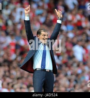 WEST HAM UNITED MANAGER SLAVEN ARSENAL V West Ham United Emirates Stadium Londra Inghilterra 09 Agosto 2015 Foto Stock