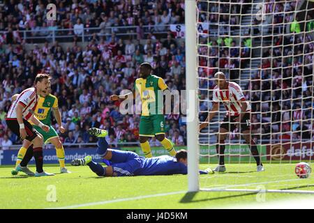 RUSSELL MARTIN PUNTEGGI SUNDERLAND FC V NORWICH CITY F STADIO DELLA LUCE SUNDERLAND INGHILTERRA 15 Agosto 2015 Foto Stock