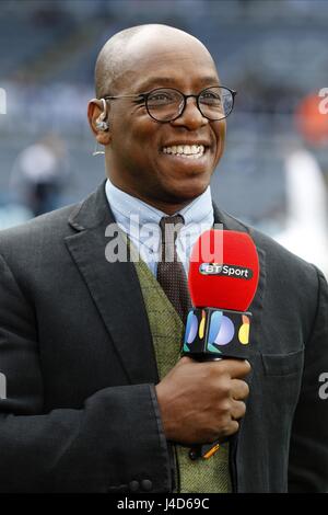 IAN WRIGHT il presentatore TV EX CALCIATORE il presentatore TV & EX CALCIATORE St James Park Newcastle Inghilterra 29 Agosto 2015 Foto Stock