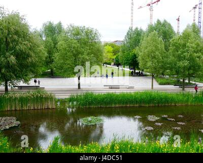 Parc Martin Luther King, il centro della nuova Clichy-Batignolles Eco distretto, diciassettesimo Arrondissement, Parigi, Francia Foto Stock