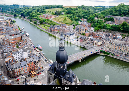 Vista sulla parte superiore della cittadella di Dinant in Belgio Foto Stock