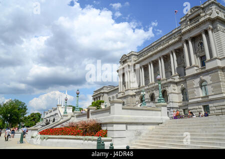 Ingresso principale della Thomas Jefferson edificio della Biblioteca del Congresso, al Campidoglio di Washington DC. Foto Stock