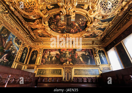 Sala del senato (Sala del Senato), il Palazzo del Doge di Venezia, Sito Patrimonio Mondiale dell'UNESCO, Veneto, Italia, Europa Foto Stock