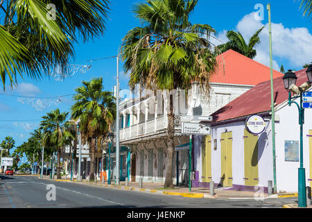 Architettura coloniale in Marigot, San Martino, territorio francese, West Indies, dei Caraibi e America centrale Foto Stock