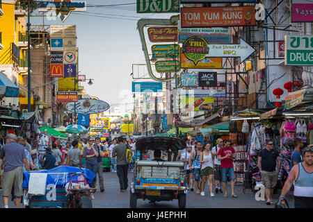 Khao San Road, Bangkok, Thailandia, Sud-est asiatico, in Asia Foto Stock