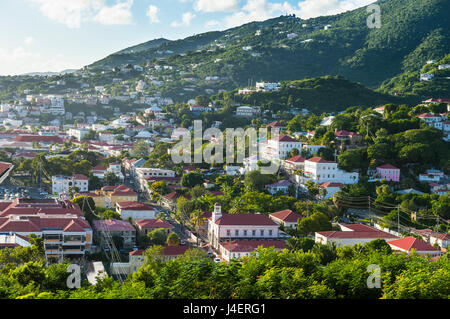 Vista su Charlotte Amalie, capitale di San Tommaso, Isole Vergini americane, West Indies, dei Caraibi e America centrale Foto Stock