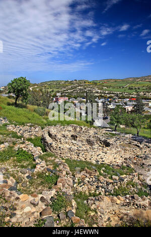Rovine nel sito archeologico di Choirokoitia (o 'Khirokitia' : UNESCO - Sito Patrimonio dell'Umanità), un insediamento neolitico, distretto di Larnaca, Cipro. Foto Stock