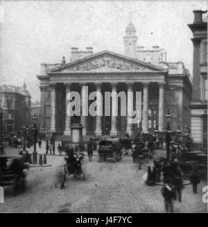 La Royal Exchange, fondata nel 1855, era un centro centrale per il commercio e il commercio. Riflette il significato economico del distretto finanziario di Londra nel XIX secolo. Foto Stock