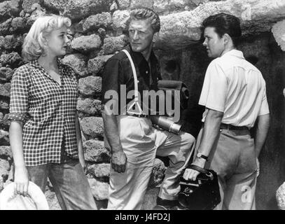 Ace nel foro Anno : 1951 USA Direttore : Billy Wilder Jan Sterling, Kirk Douglas, Robert Arthur. È vietato riprodurre la fotografia al di fuori del contesto della promozione del film. Esso deve essere accreditato al Film Company e/o il fotografo assegnato da o autorizzati da/ammessi sul set del Film Company. Limitato a uso editoriale. Foto12 non concede diritti di pubblicità delle persone rappresentate. Foto Stock