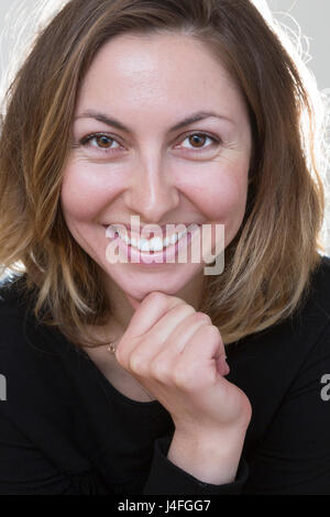 Bella Donna bionda primi anni trenta, Studio shot Foto Stock