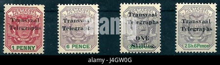 Francobolli Telegraph emessi nel Transvaal, una regione storica del Sudafrica. Questi francobolli furono utilizzati per le comunicazioni telegrafiche tra la fine del XIX e l'inizio del XX secolo, riflettendo la storia postale della regione. Foto Stock