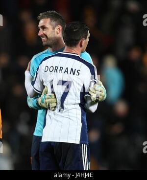 ALLAN MCGREGOR & GRAHAM DORANS HULL CITY V West Bromwich ALBI KC Stadium Hull Inghilterra 06 Dicembre 2014 Foto Stock