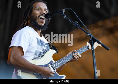 Ziggy Marley esegue a 2017 Beale Street Music Festival a Tom Lee Park a Memphis, Tennessee il 7 maggio 2017. Foto Stock