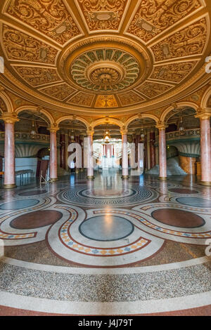 Stock Photo - interni dell'Ateneo Rumeno (Ateneul Român) concert hall di Bucarest, Romania Foto Stock