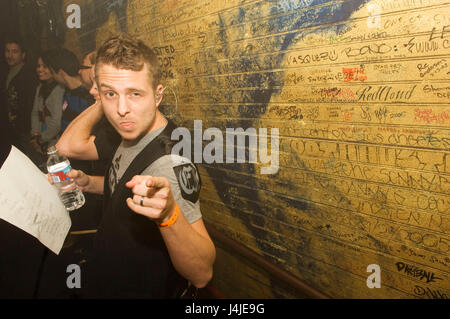 Ryan Tedder dei OneRepublic backstage esclusivi scatti alla House of Blues sul Sunset in West Hollywood, CA. Foto Stock