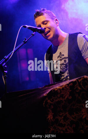 Ryan Tedder dei OneRepublic esecuzione presso la House of Blues sul Sunset in West Hollywood, CA. Foto Stock