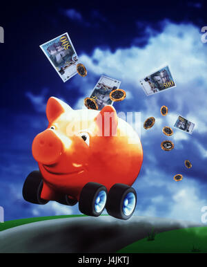 La composizione di salvadanaio, le ruote, le banconote e le monete in euro,, cielo nuvoloso risparmio, risparmi, rapidità, fattore costi, auto, denaro, la banconota, Coin, finanze, veicolo Foto Stock