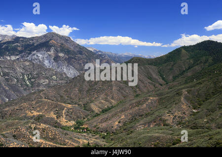 Le gamme della montagna e delle valli in Sequoia National Forest Foto Stock