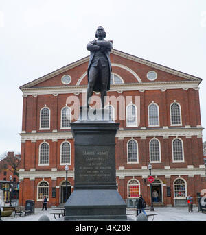 Statua di Sam Adams in Boston Downtown - Boston , Massachusetts Foto Stock