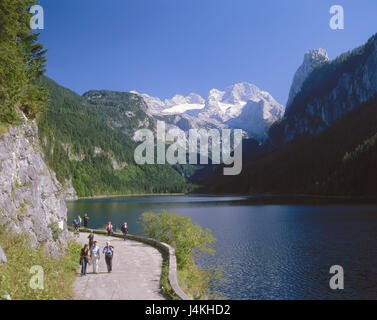 Austria, camera di sale di proprietà, Gosau, Gosausee, sentiero, turistico, sfondo, tetto Europa pietra, Austria superiore, alta situata a valle, principale luogo, lago, serbatoio, montagne, montagne, calce, plateau settentrionale delle Alpi di calce, modo, passeggino, Wanderer, area ricreativa Foto Stock