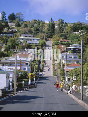 Nuova Zelanda, Isola del Sud, Dunedin, Baldwin Street, scene di strada isola, Nuova Zelanda, città, vista città, street, la strada più ripida del mondo, 39 percento di pendenza, pedoni, passante Foto Stock