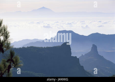 Spagna, grano isola canaria, Roque Nublo, visualizzare, isola di Tenerife, vulcano Teide Europa, Südwesteuropa, Espana, le Canarie, Isole Canarie, Canarie isola, 'Parque Rural El Nublo", scenario park, il paesaggio di montagna, montagne, silhouette, nuvole, mare di nuvole, vicina isola, luogo di interesse Foto Stock