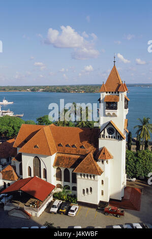 Tanzania Dar es Salaam, Azania anteriore chiesa luterana, Dar-es-Salaam-Bay Africa, porta, vista città, chiesa, costruzione sacra, panoramica, Baia Mare, la fede come un Cristiano, esterno Foto Stock