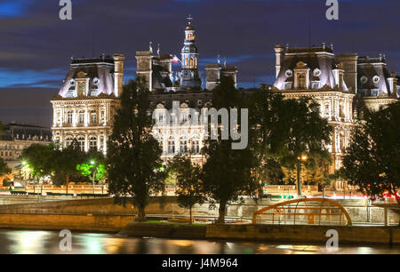 Il municipio di Parigi situato sulla Place de l'Hôtel de Ville nel 4° arrondissement, è stata la sede del Comune di Parigi s Foto Stock