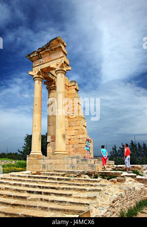Il tempio nel santuario di Apollo Hylates vicino alla antica Kourion, distretto di Lemessos (Limassol), Cipro. Foto Stock
